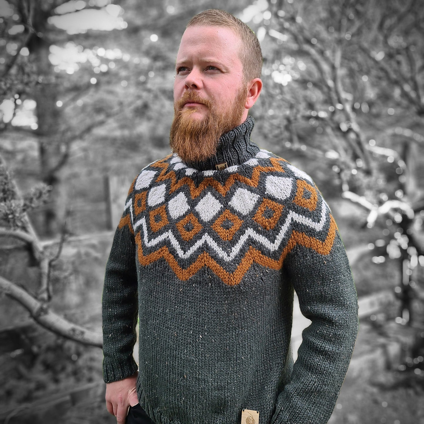 Frost - ein Herrenpullover mit klassischem Isländermuster, als RVO gestrickt.