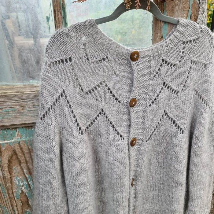 Feder - Cardigan mit Lochmuster