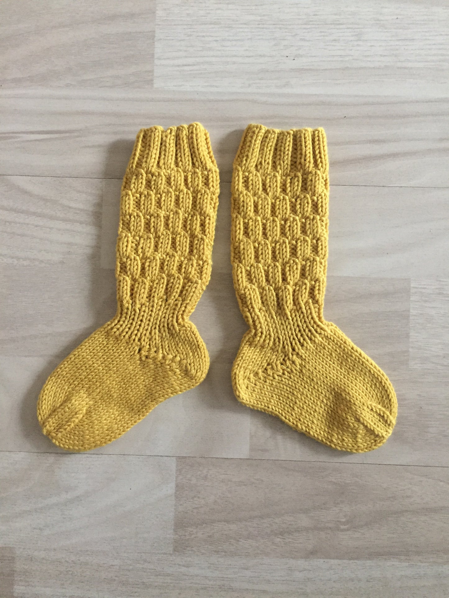 Sölvi und Stig - Socken und Handschuhe