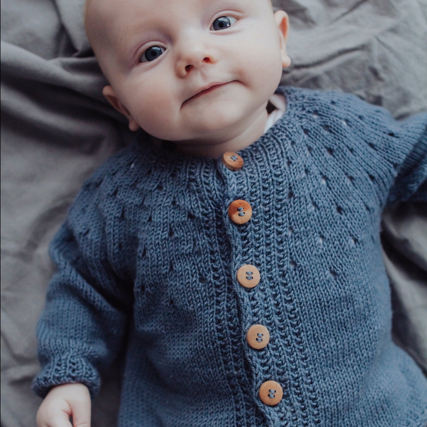 Glück Babyjacke – Stroff Knitting - Main Image